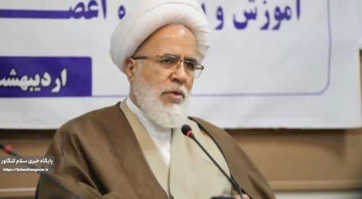 جامعه مدیون تلاش معلمان است