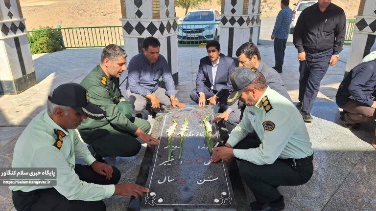 مزار شهدای گمنام شهرستان کنگاور گلباران و عطرافشانی شد