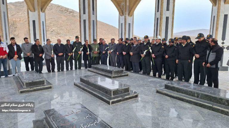 گلزار شهدای کنگاور غبارروبی و عطر افشانی شد