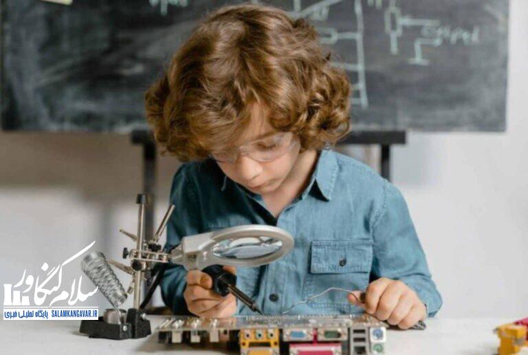 چگونه با درک هیجانات، فرزندمان را به انسانی خودباور تبدیل کنیم؟